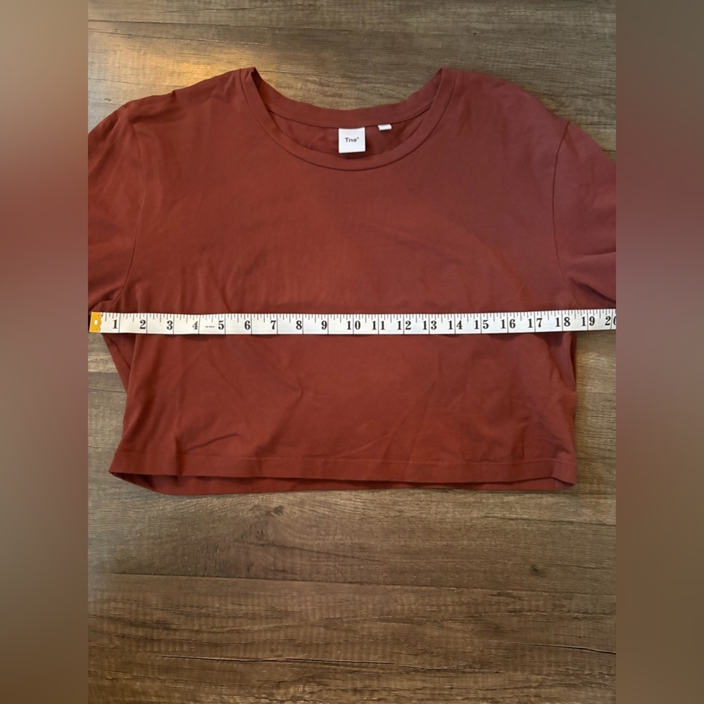 TNA Rusty Long Sleeve Crop Top - Picture 2 of 3